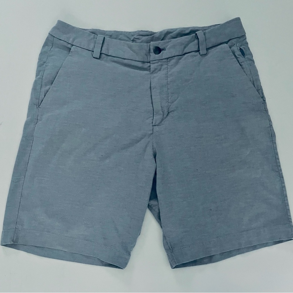 lululemon athletica Men's Light Gray Shorts
